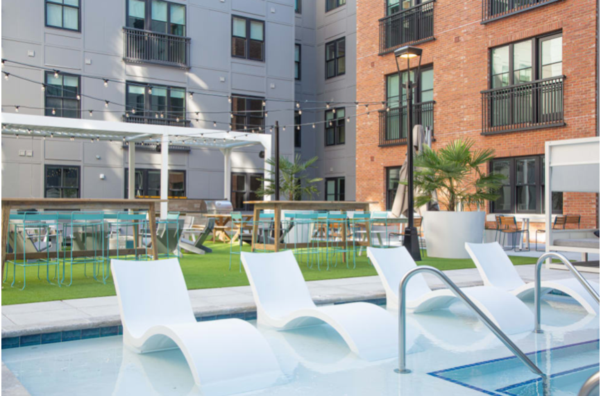511 Meeting St. Apartment  Rental Complex Short Term Pool at Downtown Charleston