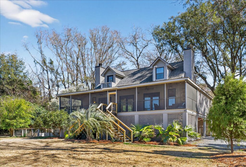Front of the subject property in our Real Estate Case Study In Wadmalaw Island SC